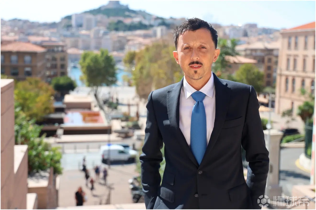 马卡:马赛前主席隆戈里亚即将出任河床体育总监